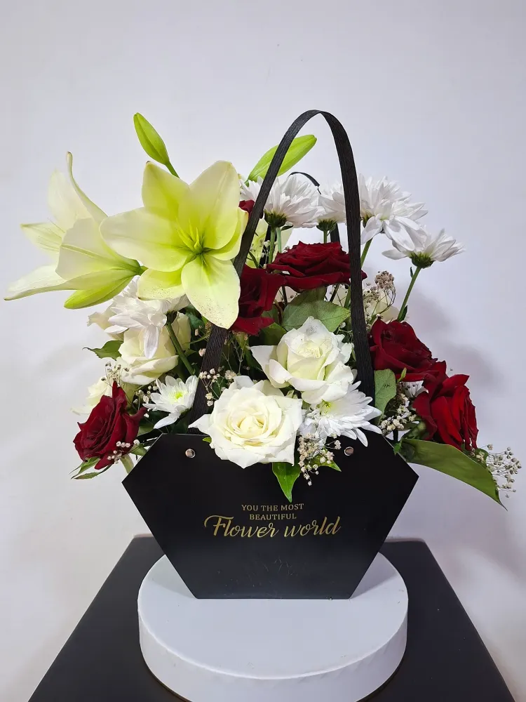 Pureté Blanche — Fleurs anniversaire